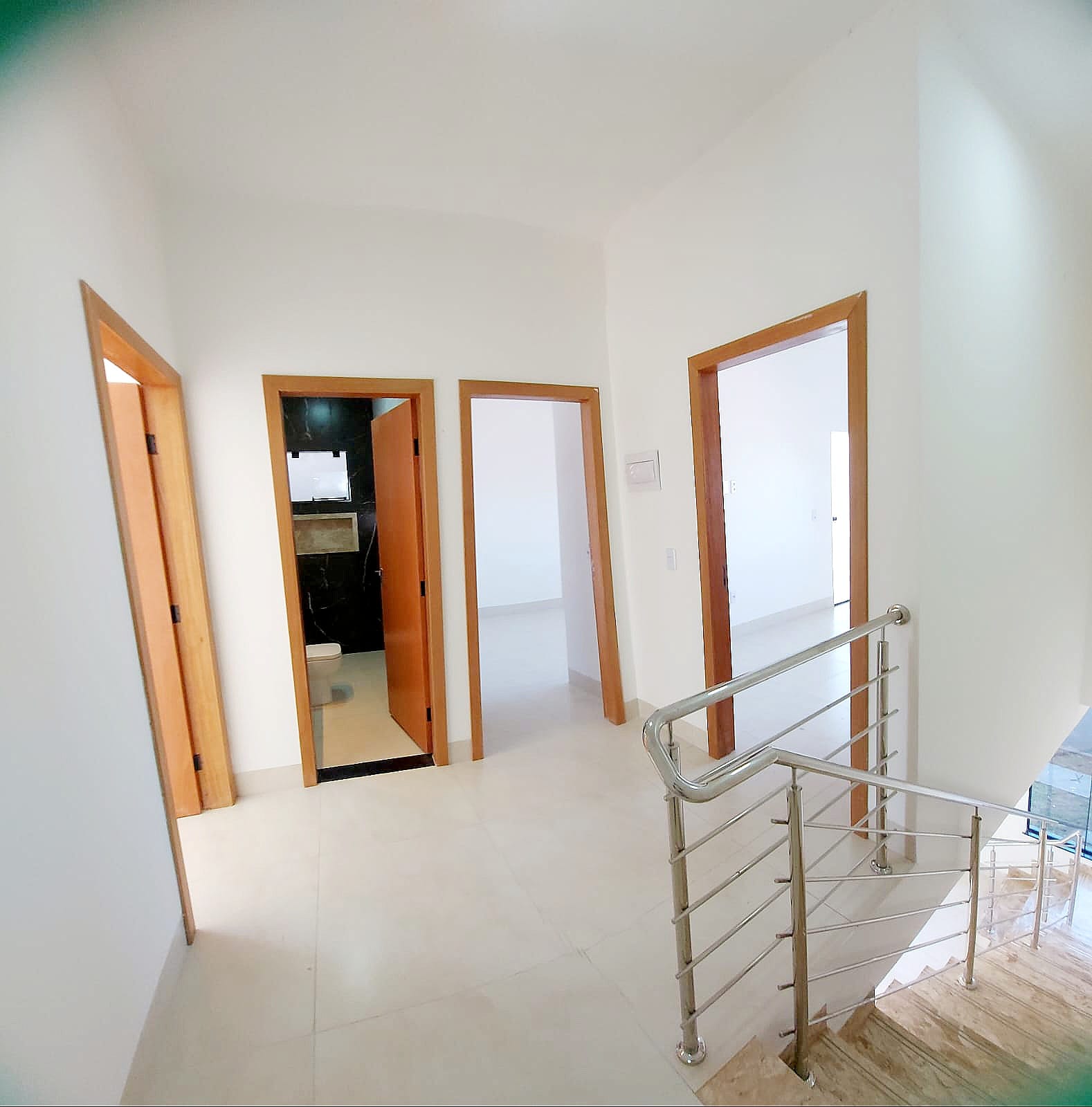 Oportunidade Única no Setor Morumbi – Sobrado com Localização Privilegiada!