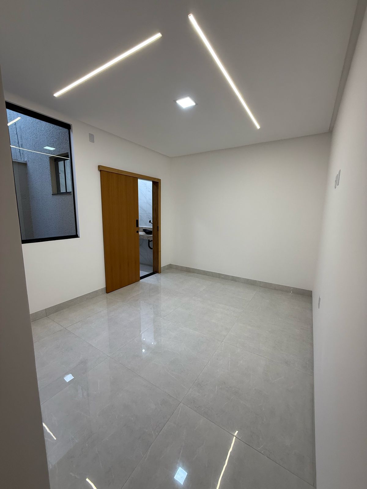 Casa aconchegante com área gourmet disponível para venda.