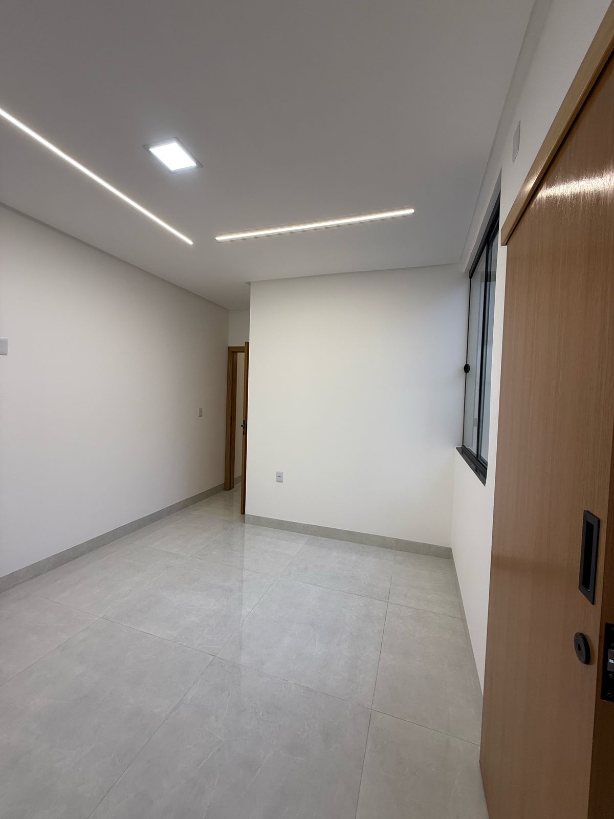Casa aconchegante com área gourmet disponível para venda.