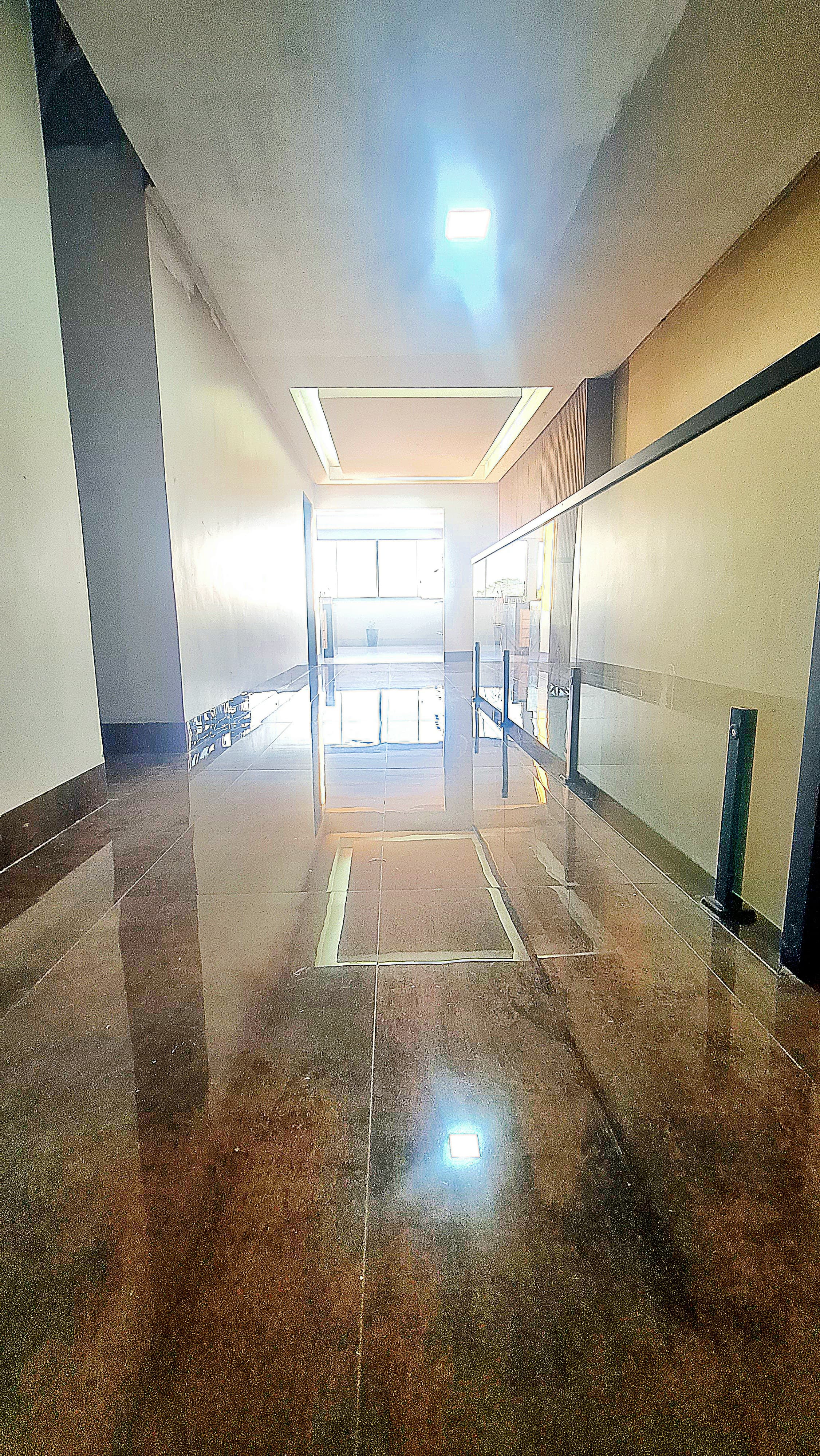 Residência de Alto Padrão com 3 Pavimentos, Piscina Aquecida, Espaço Gourmet e Vista Privilegiada para o Parque