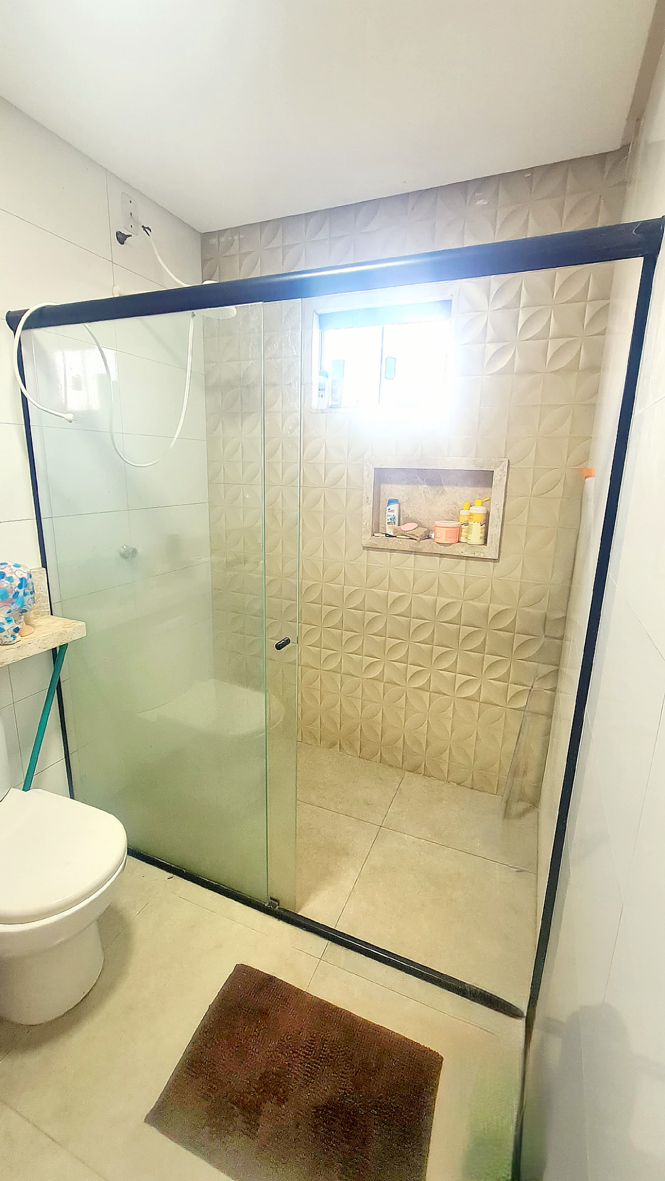 Residência de Alto Padrão com 3 Pavimentos, Piscina Aquecida, Espaço Gourmet e Vista Privilegiada para o Parque