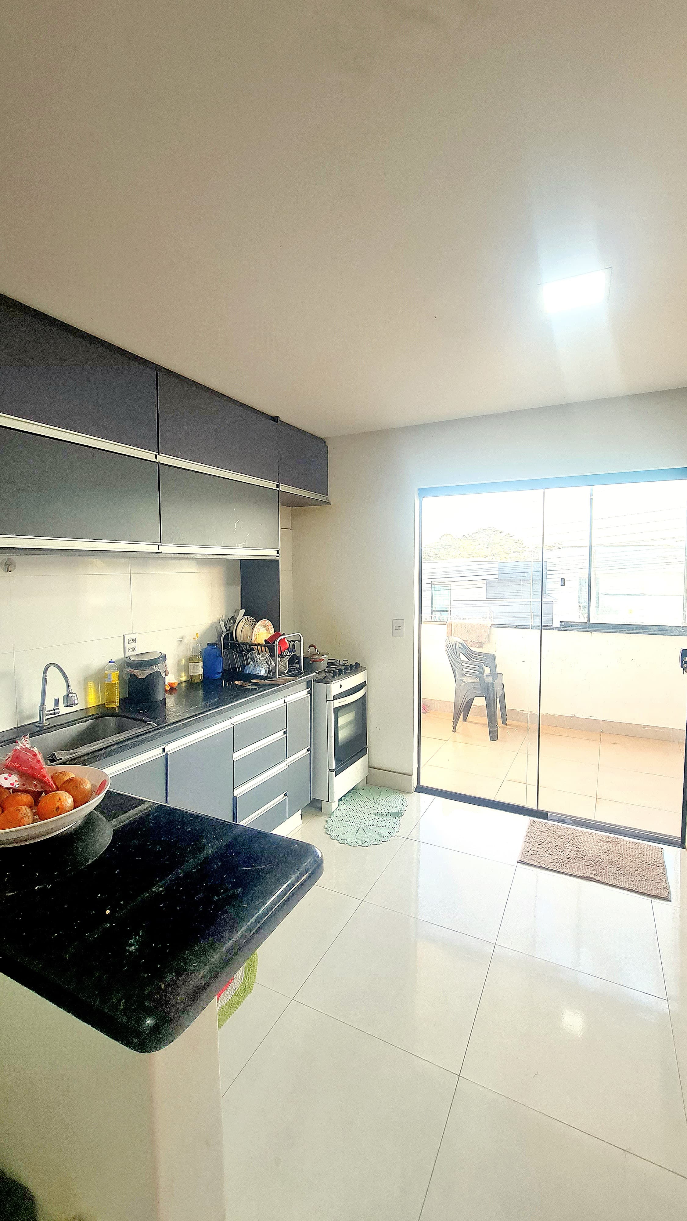 Residência de Alto Padrão com 3 Pavimentos, Piscina Aquecida, Espaço Gourmet e Vista Privilegiada para o Parque