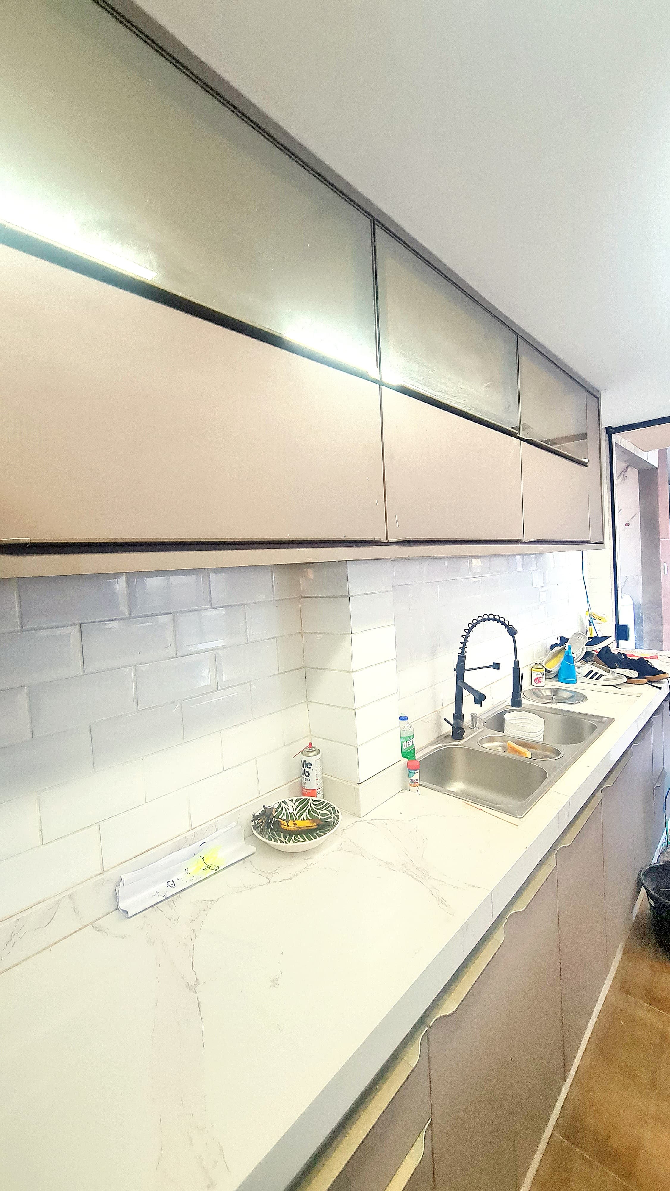 Residência de Alto Padrão com 3 Pavimentos, Piscina Aquecida, Espaço Gourmet e Vista Privilegiada para o Parque