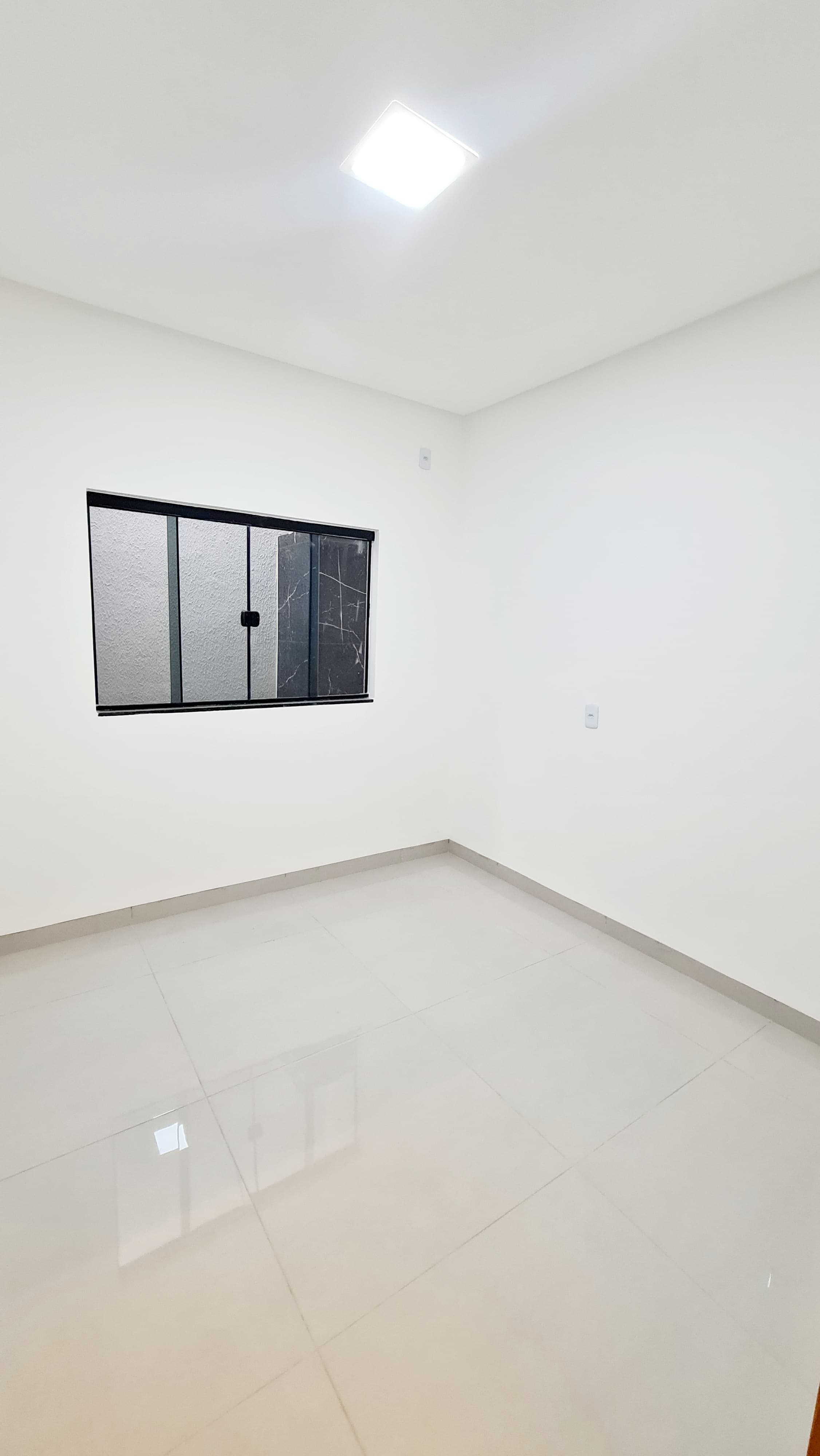 Lindo imóvel a Venda no setor Mansões Paraiso, aceita financiamento bancario.