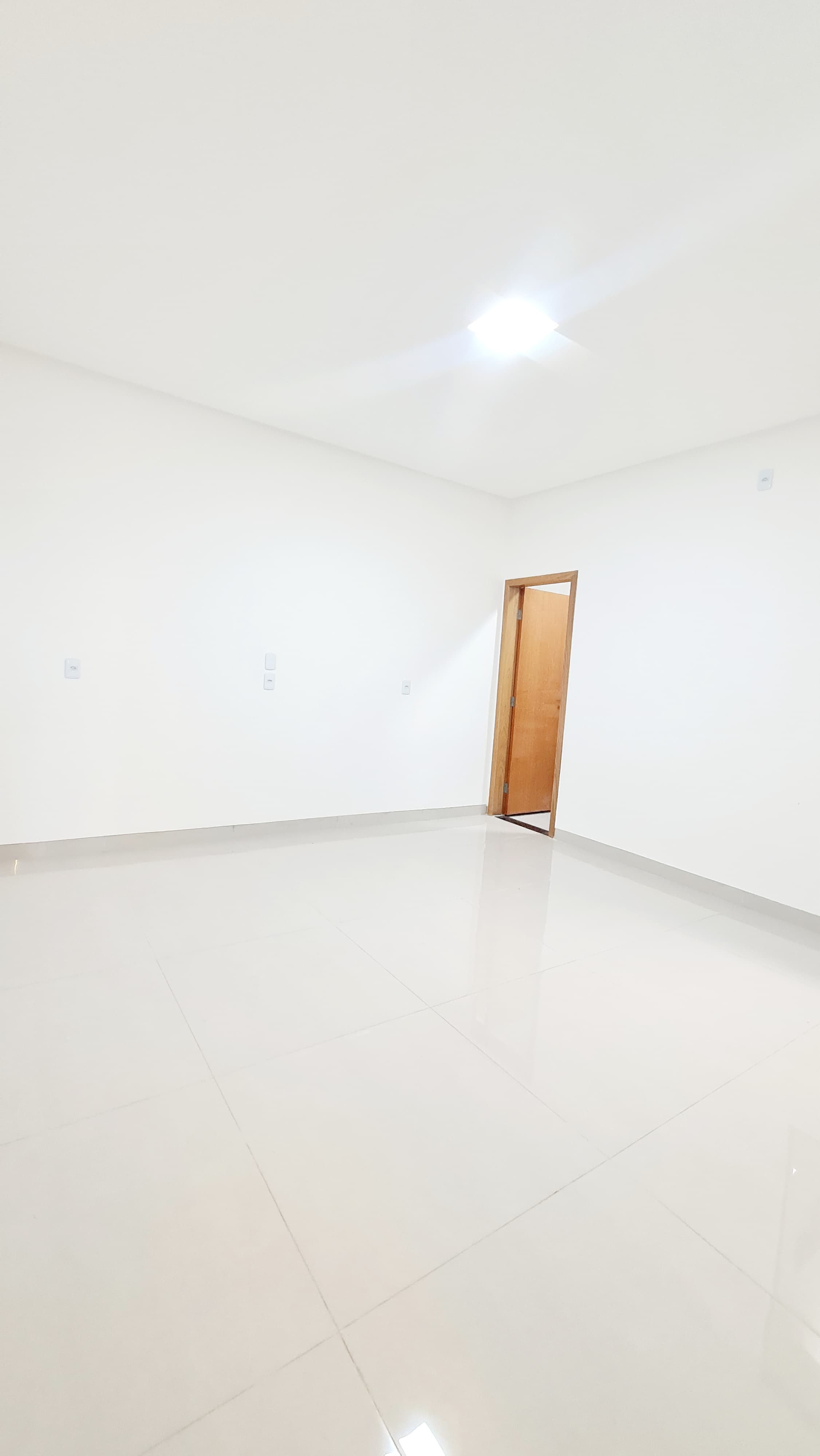 Lindo imóvel a Venda no setor Mansões Paraiso, aceita financiamento bancario.