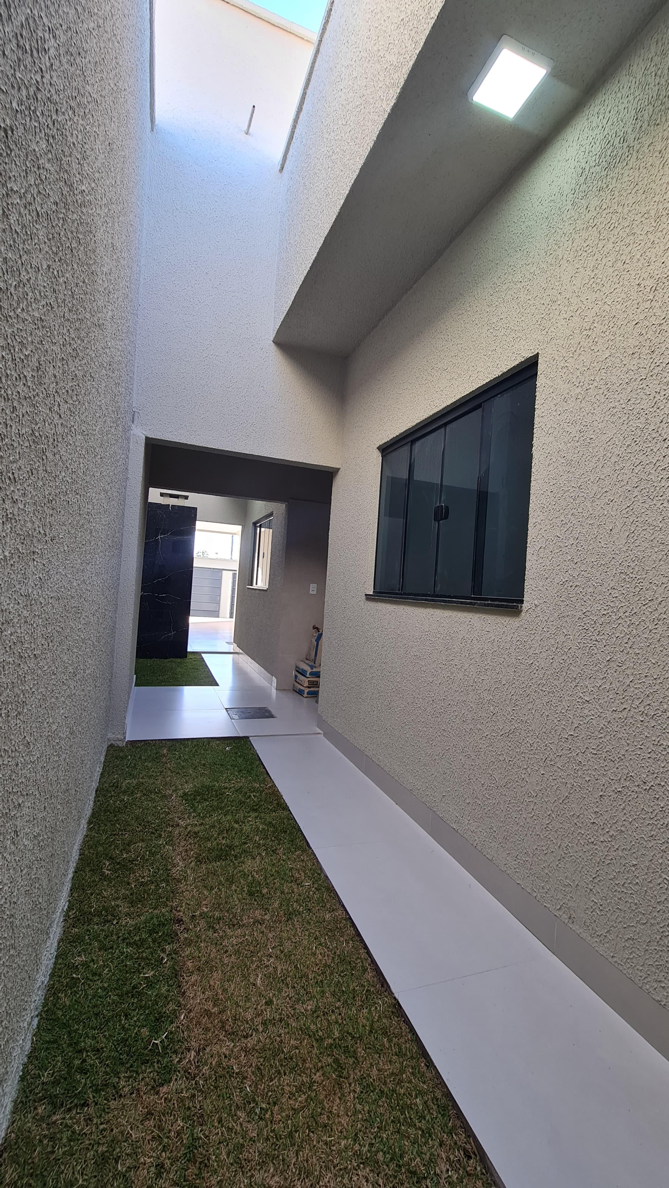Lindo imóvel a Venda no setor Mansões Paraiso, aceita financiamento bancario.