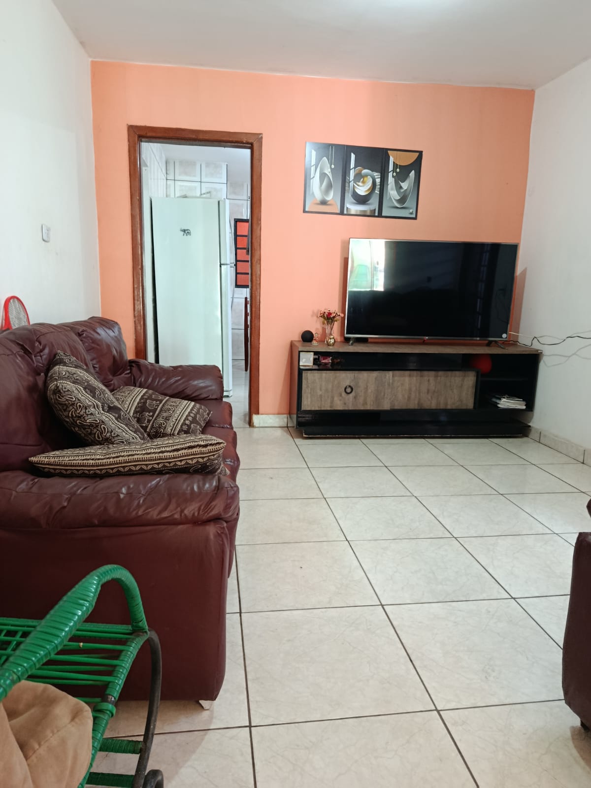 Casa na laje com 04 quartos no Bairro da Vitória - Goiânia - GO