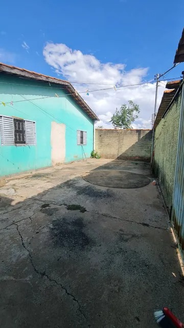 ? Casa à Venda no Residencial Licardino Ney – Goiânia/GO