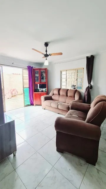 Casa à Venda na Vila São Luiz – Goiânia/GO