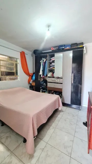 Casa à Venda na Vila São Luiz – Goiânia/GO 