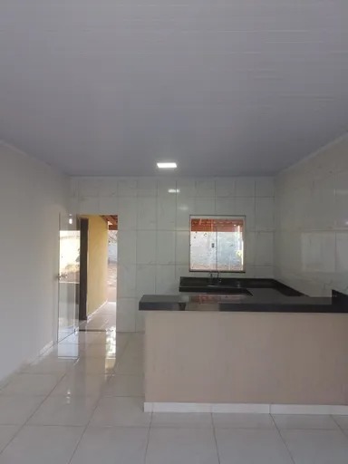 CASA DE LOTE INTEIRO Á VENDA SETOR RECANTO DO BOSQUE GOIÂNIA-GO