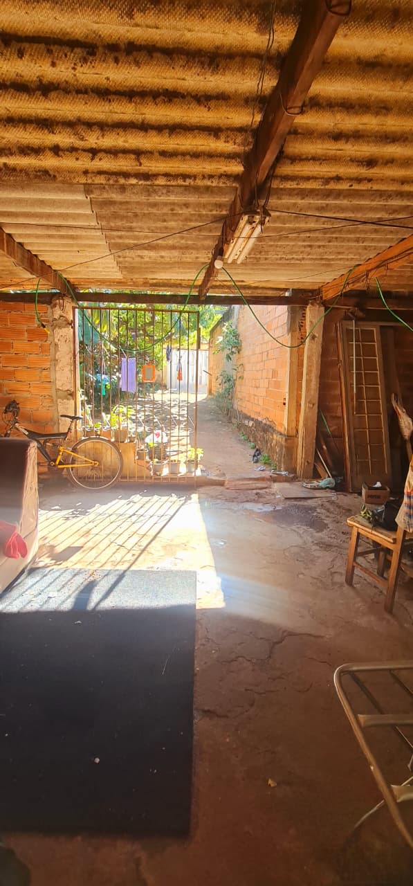 Casa à Venda no Vila Finsocial - 300m², 3 Quartos e 2 Vagas em Goiânia-GO