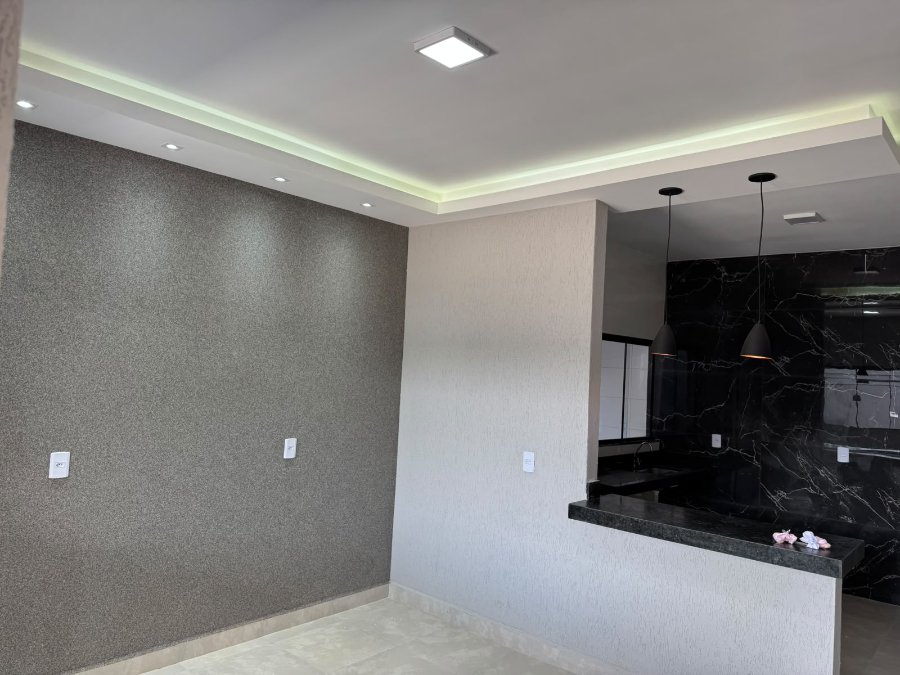 ?? CASA NOVA 2Q, 1 SUÍTE, SANCAS COM LED, ÁREA GOURMET, EMBAÚBA – TRINDADE