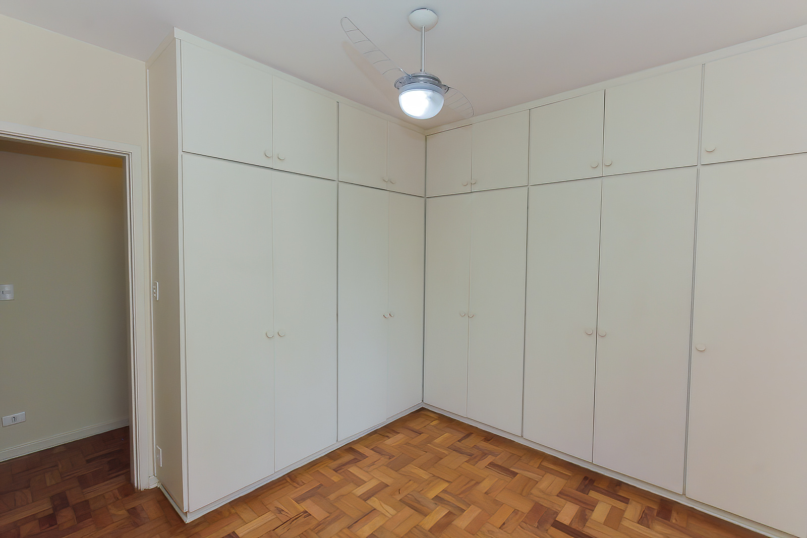 APARTAMENTO PARA LOCAÇÃO NO ITAIM BIBI