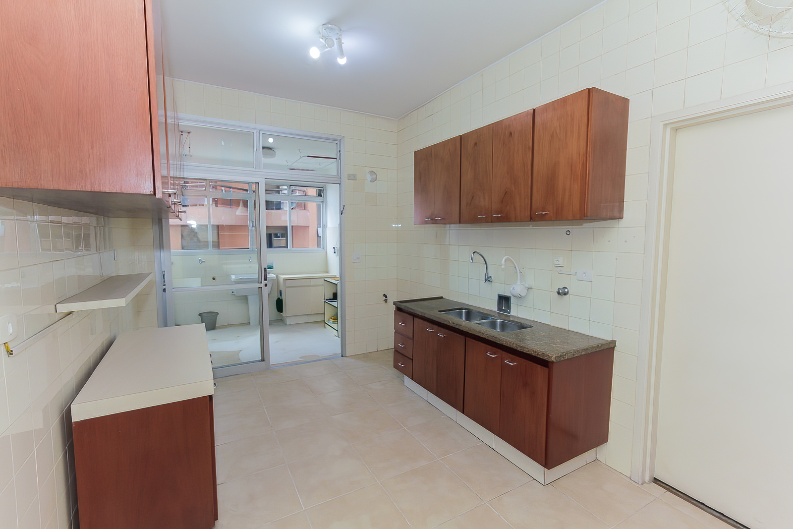 APARTAMENTO PARA LOCAÇÃO NO ITAIM BIBI