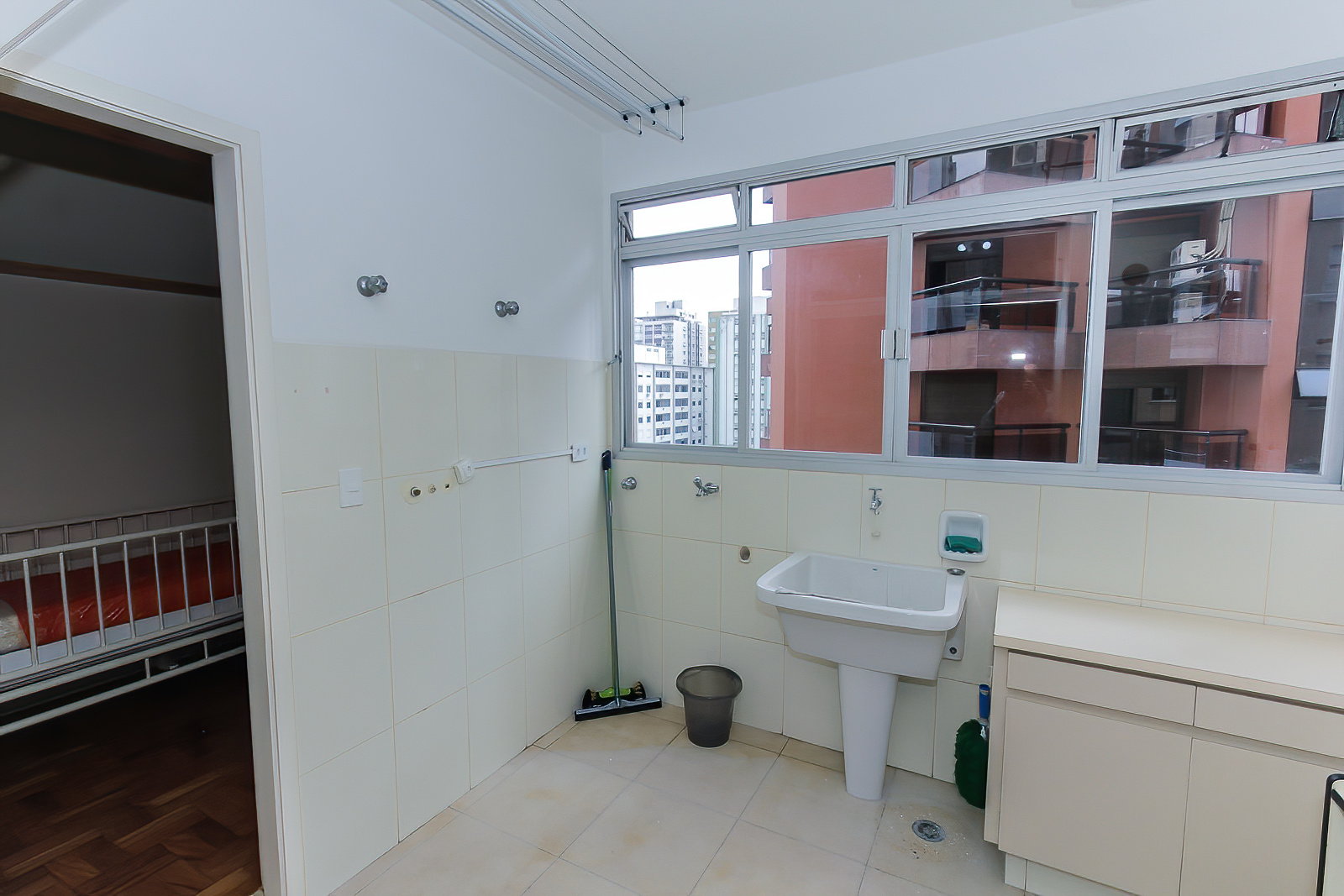 APARTAMENTO PARA LOCAÇÃO NO ITAIM BIBI