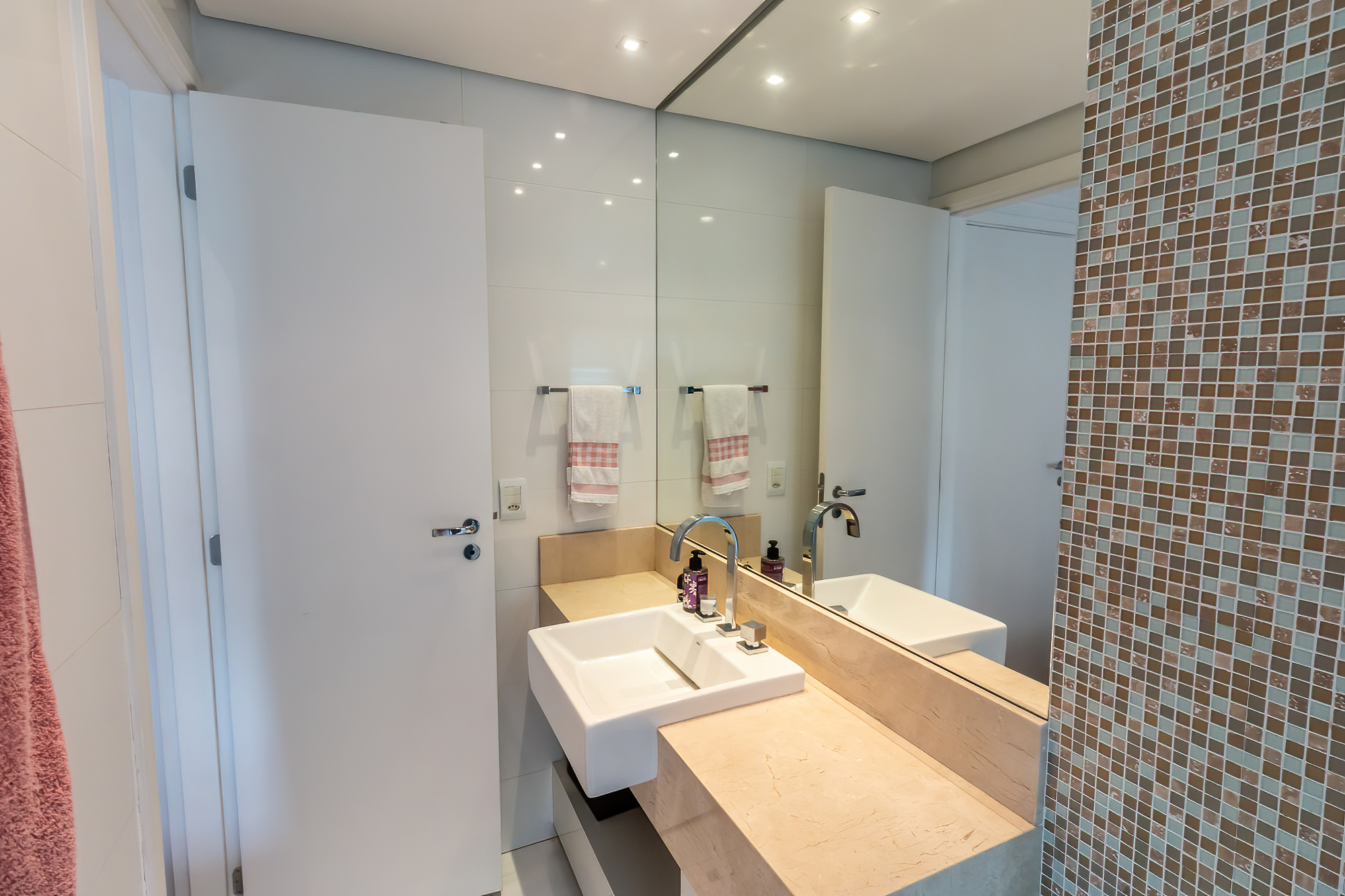 APARTAMENTO PARA LOCAÇÃO NO ITAIM BIBI