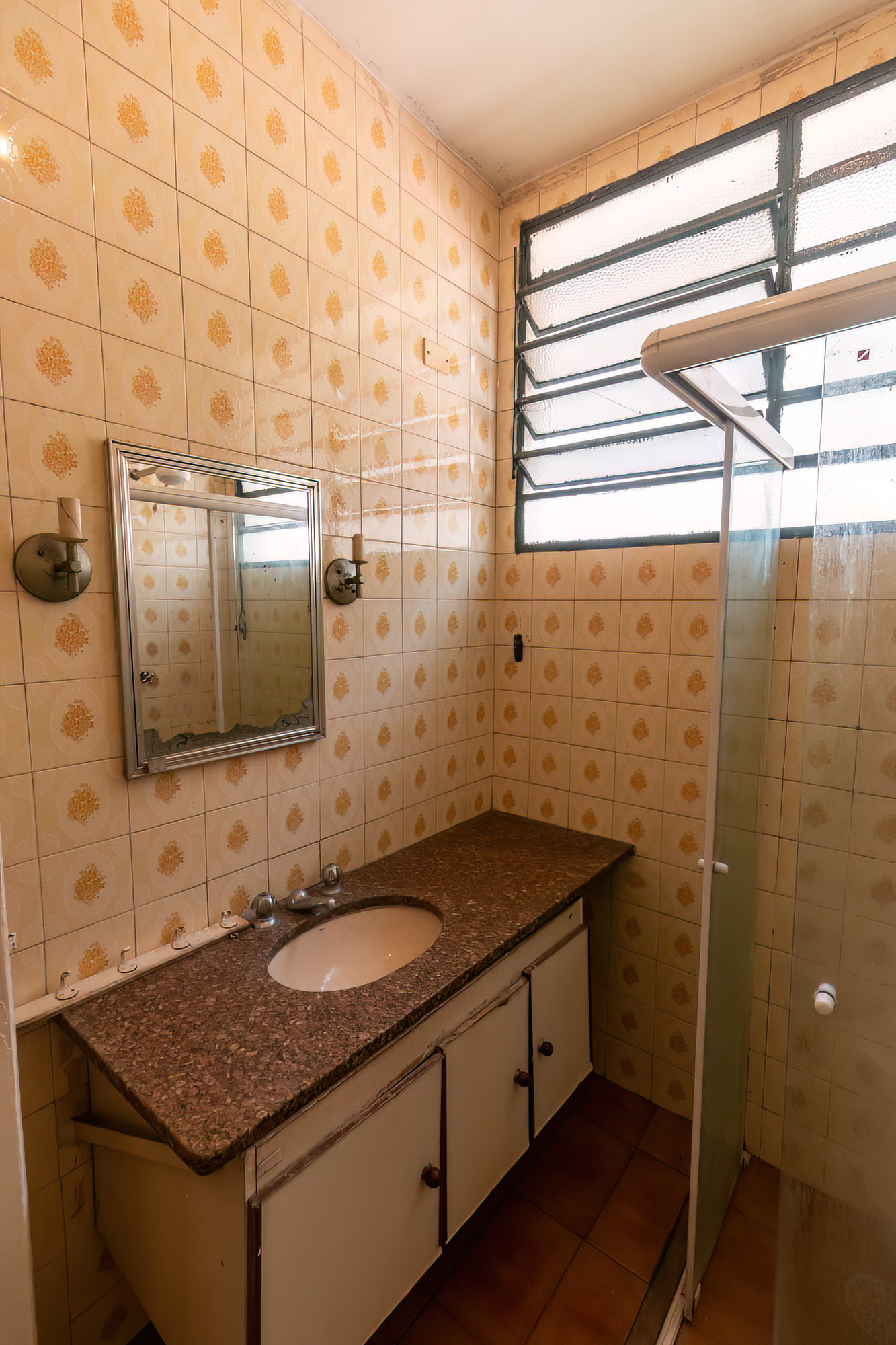 SOBRADO DE VILA PARA LOCAÇÃO NA VILA OLÍMPIA