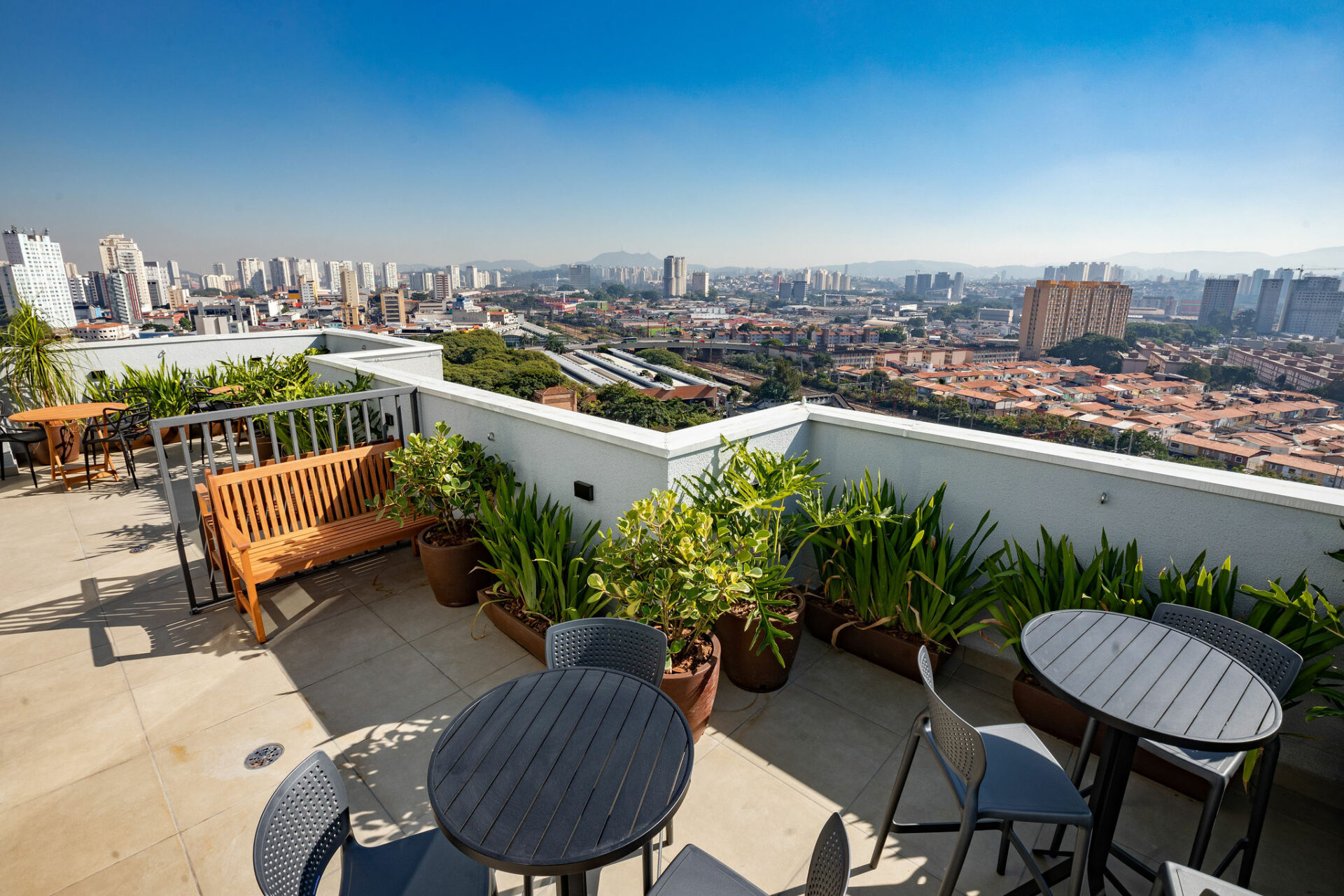 Apartamento para locação na Rua Guaicurus