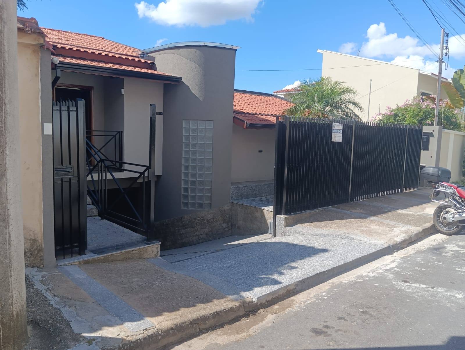 Casa - Venda, Jardim Vitória, Poços de Caldas, MG