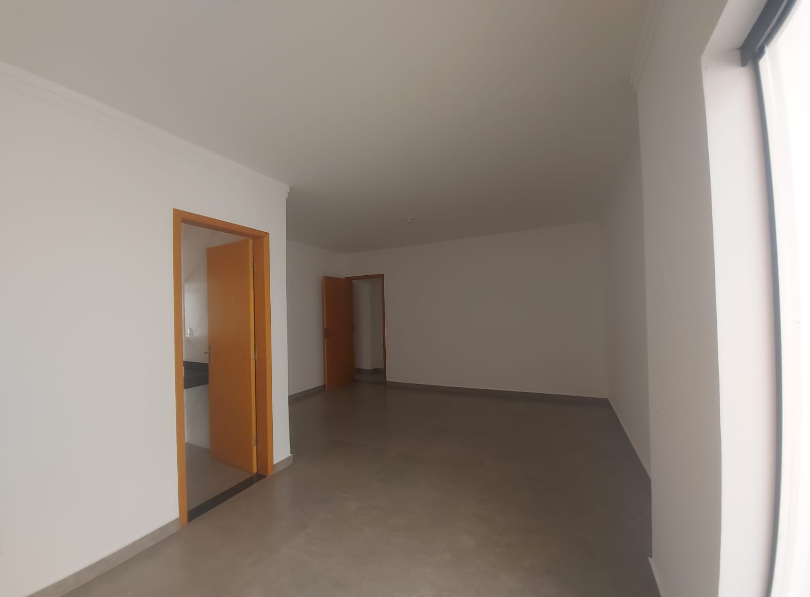 Locação - Casa com 3 Suítes I Acabamento de bom gosto no Solar dos Lagos – Conforto e Sustentabilidade