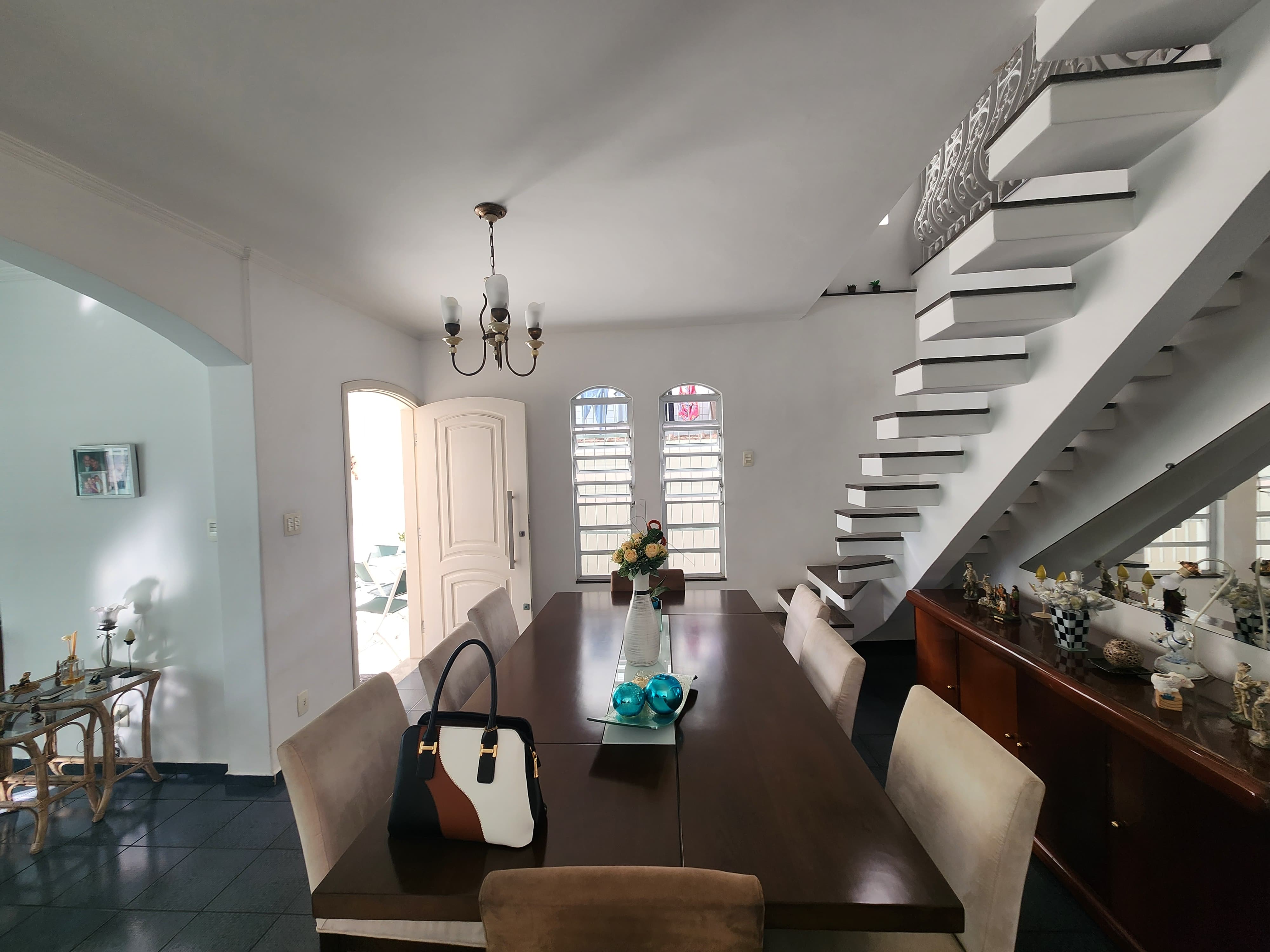 https://arquivos.colibex.com.br/arquivos/4493/imoveis/231617990/1762541634137_2a9ef1de_25c3_4a47_a7d9_693dd9944b41_jpg.jpg