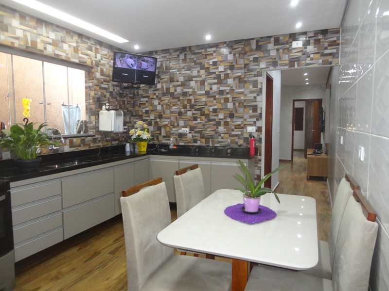 EXCELENTE TÉRREA BAIRRO ASSUNÇÃO - RECÉM-REFORMADA!