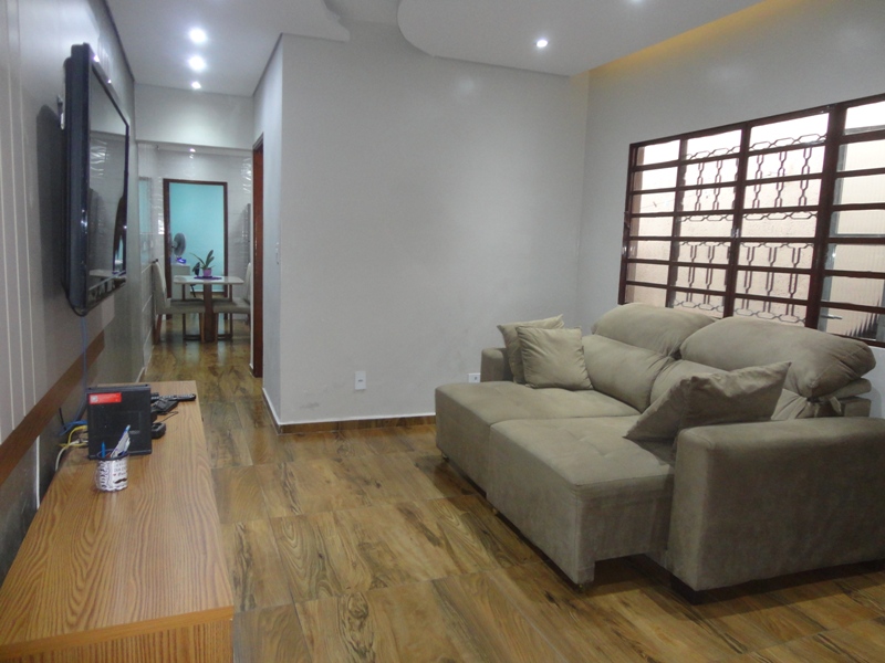 EXCELENTE TÉRREA BAIRRO ASSUNÇÃO - RECÉM-REFORMADA!