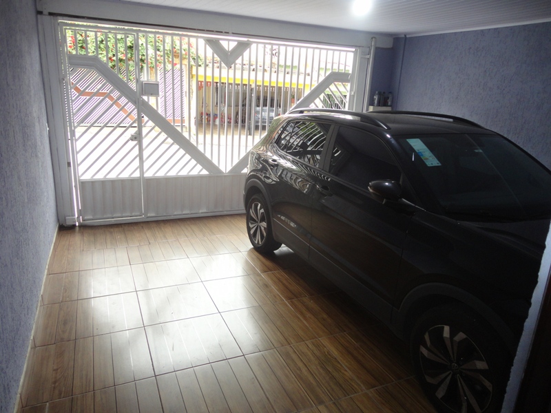EXCELENTE TÉRREA BAIRRO ASSUNÇÃO - RECÉM-REFORMADA!