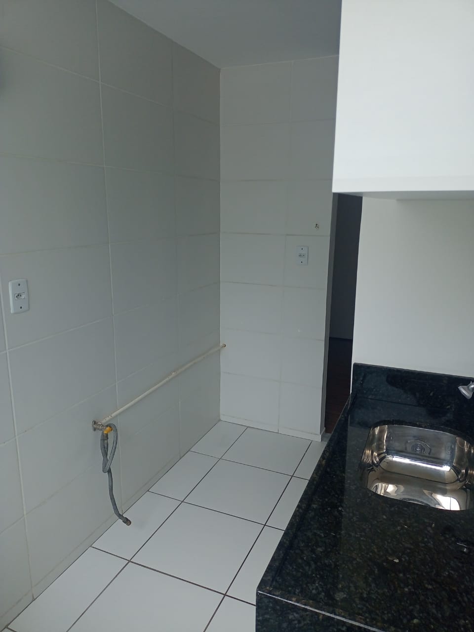 Apartamento com 2 dormitórios para alugar, 40 m² por R$ 850,00/mês - Borboleta - Juiz de Fora/MG