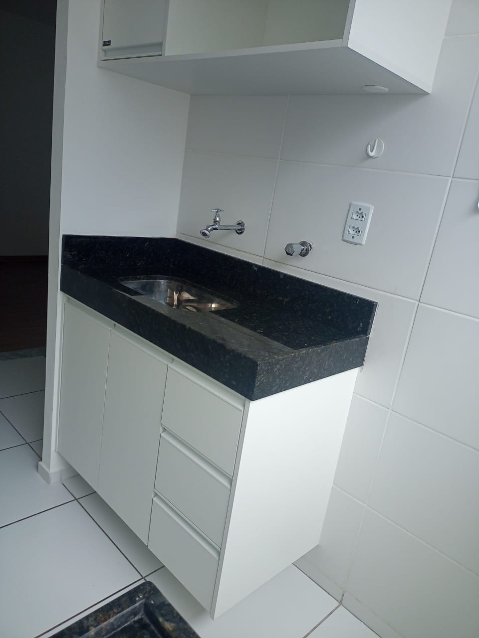 Apartamento com 2 dormitórios para alugar, 40 m² por R$ 850,00/mês - Borboleta - Juiz de Fora/MG