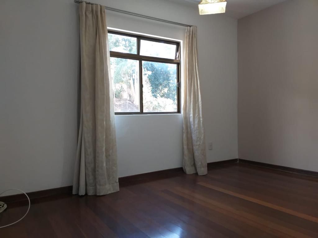 Cobertura com 2 dormitórios para alugar, 140 m² por R$ 3.500,00 - Santa Cecília - Juiz de Fora/MG