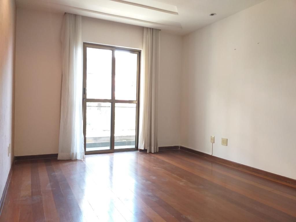 Cobertura com 2 dormitórios para alugar, 140 m² por R$ 3.500,00 - Santa Cecília - Juiz de Fora/MG