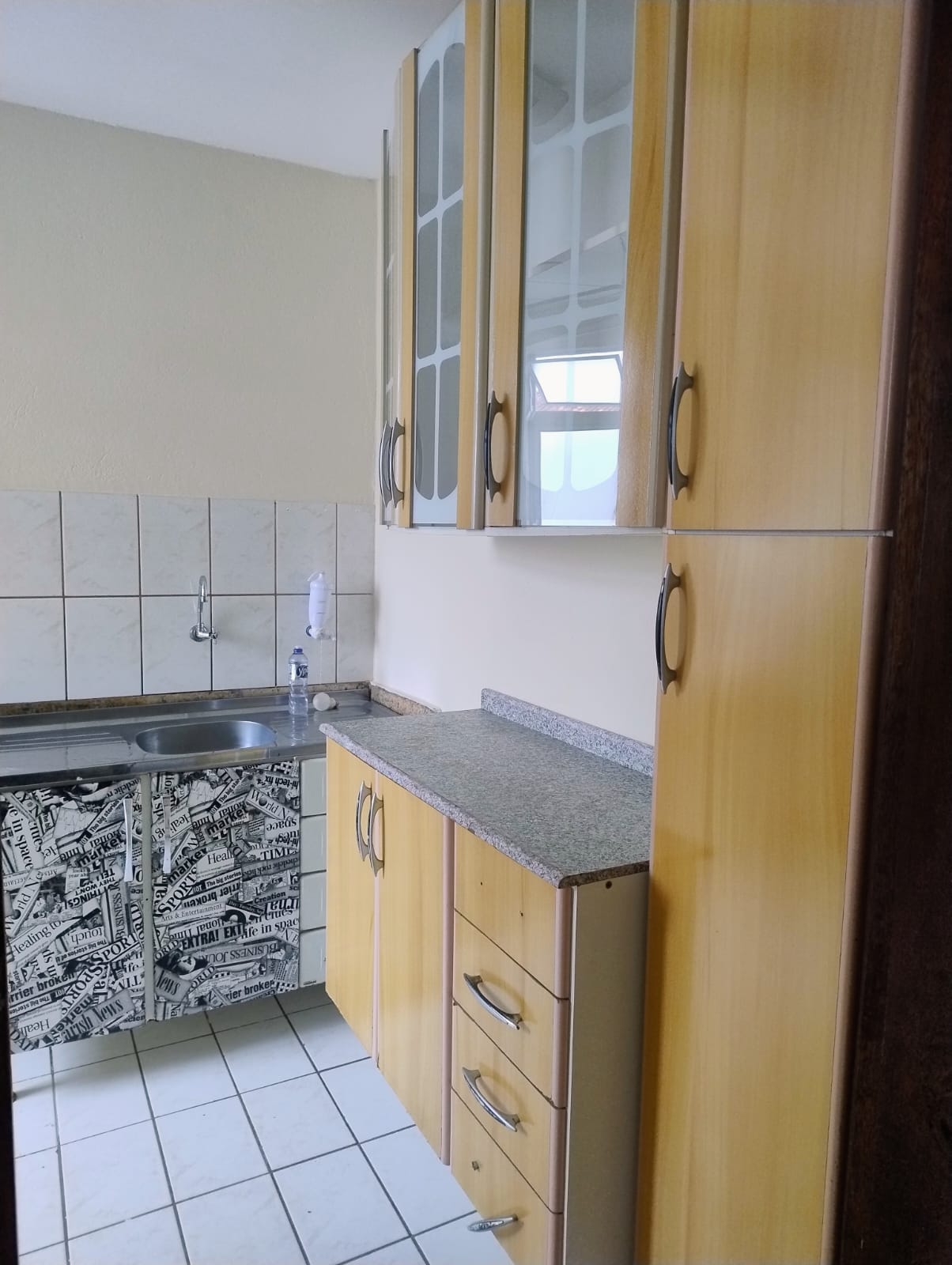 Apartamento com 2 dormitórios para alugar, 48 m² por R$ 927,00/mês - Vivendas da Serra - Juiz de Fora/MG