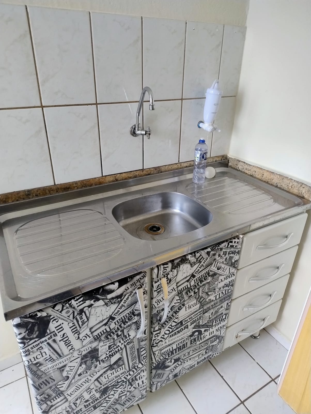 Apartamento com 2 dormitórios para alugar, 48 m² por R$ 927,00/mês - Vivendas da Serra - Juiz de Fora/MG