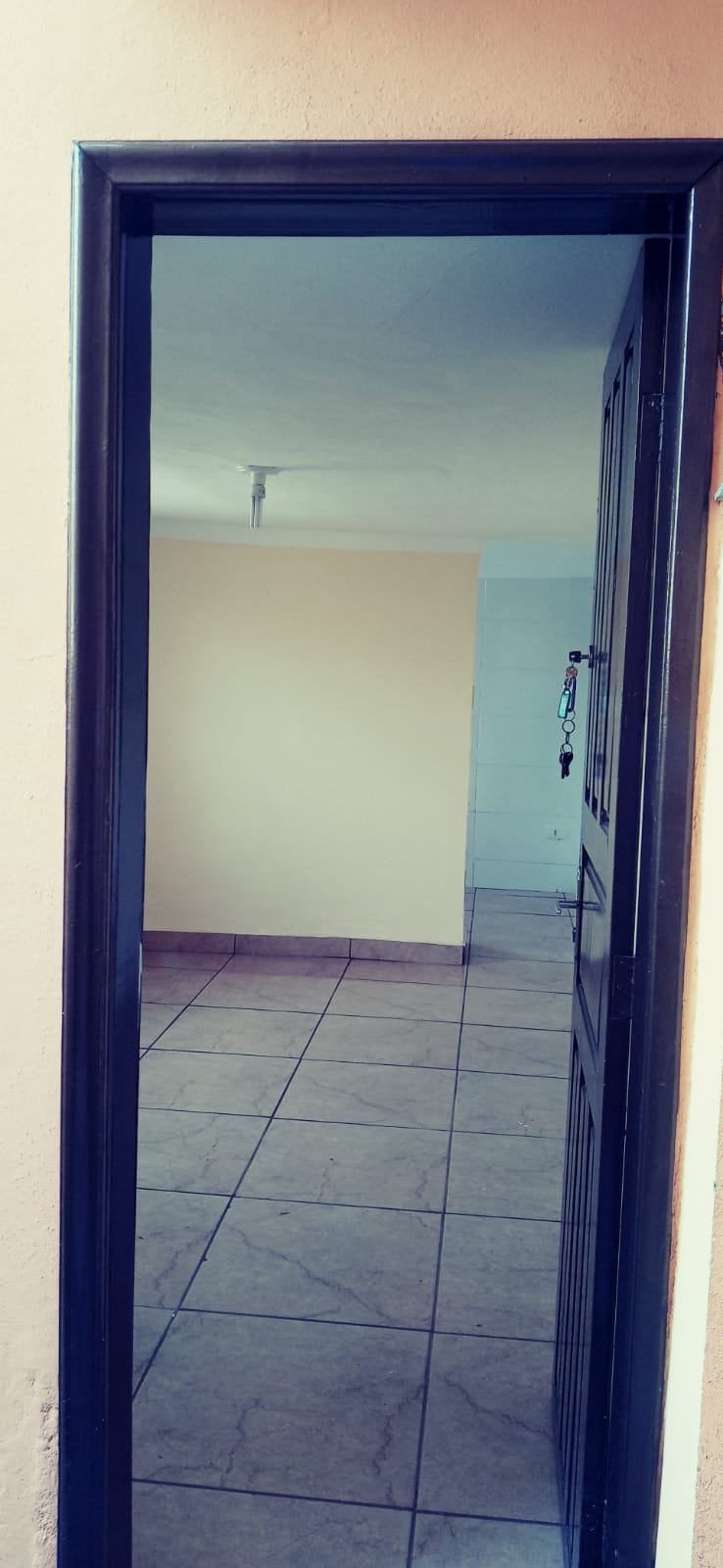Kitnet com 1 dormitório para alugar, 22 m² por R$ 650,00/mês - Nossa Senhora Aparecida - Juiz de Fora/MG