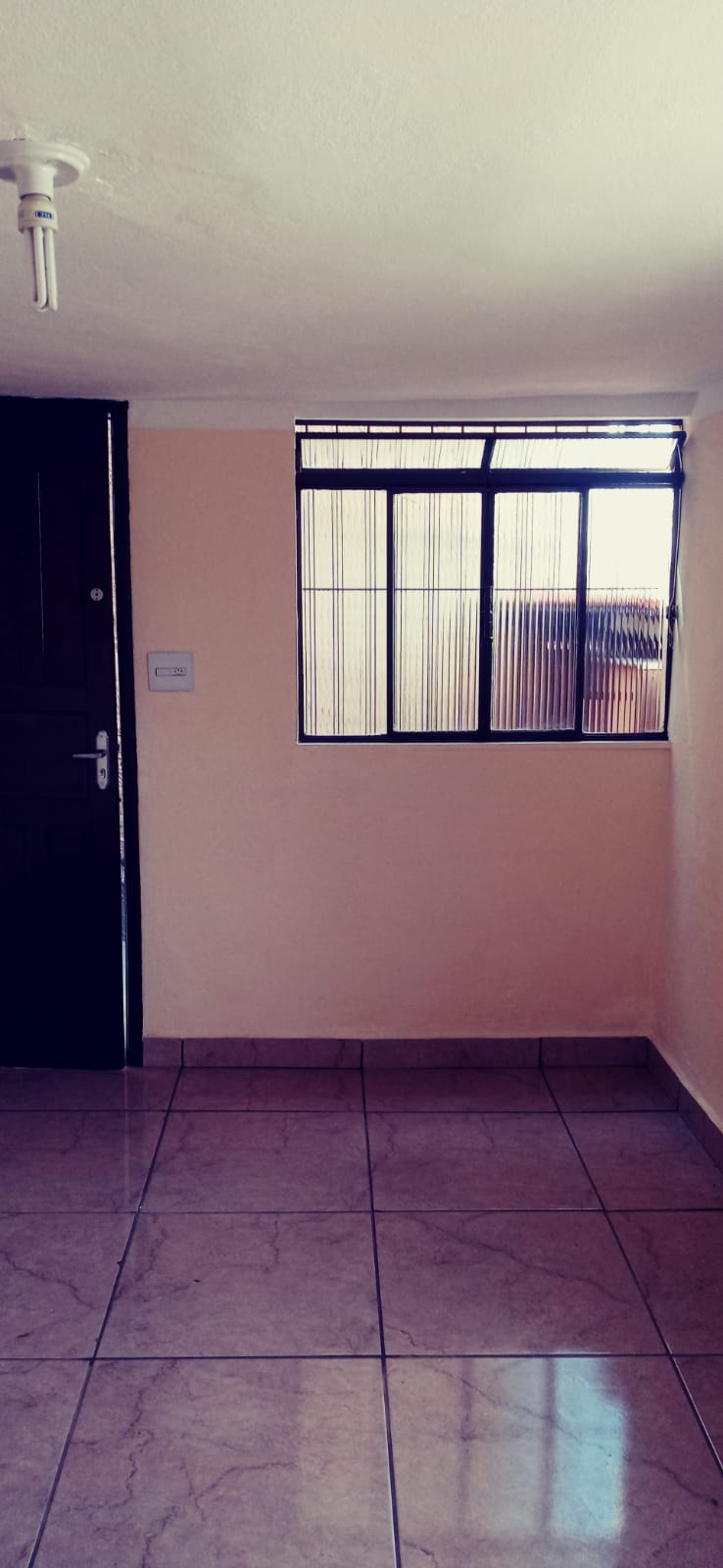 Kitnet com 1 dormitório para alugar, 22 m² por R$ 650,00/mês - Nossa Senhora Aparecida - Juiz de Fora/MG