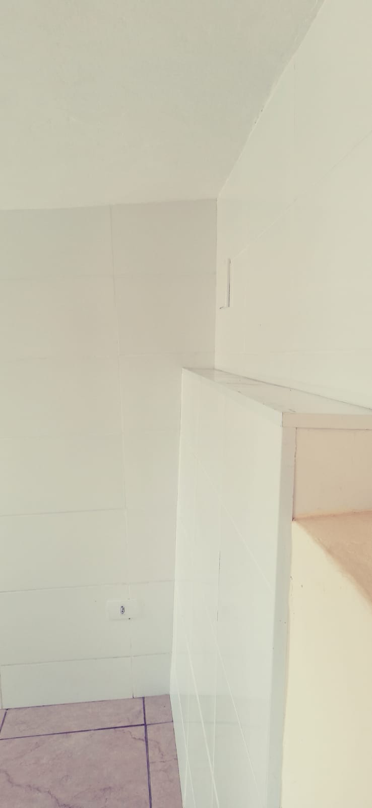 Kitnet com 1 dormitório para alugar, 22 m² por R$ 650,00/mês - Nossa Senhora Aparecida - Juiz de Fora/MG