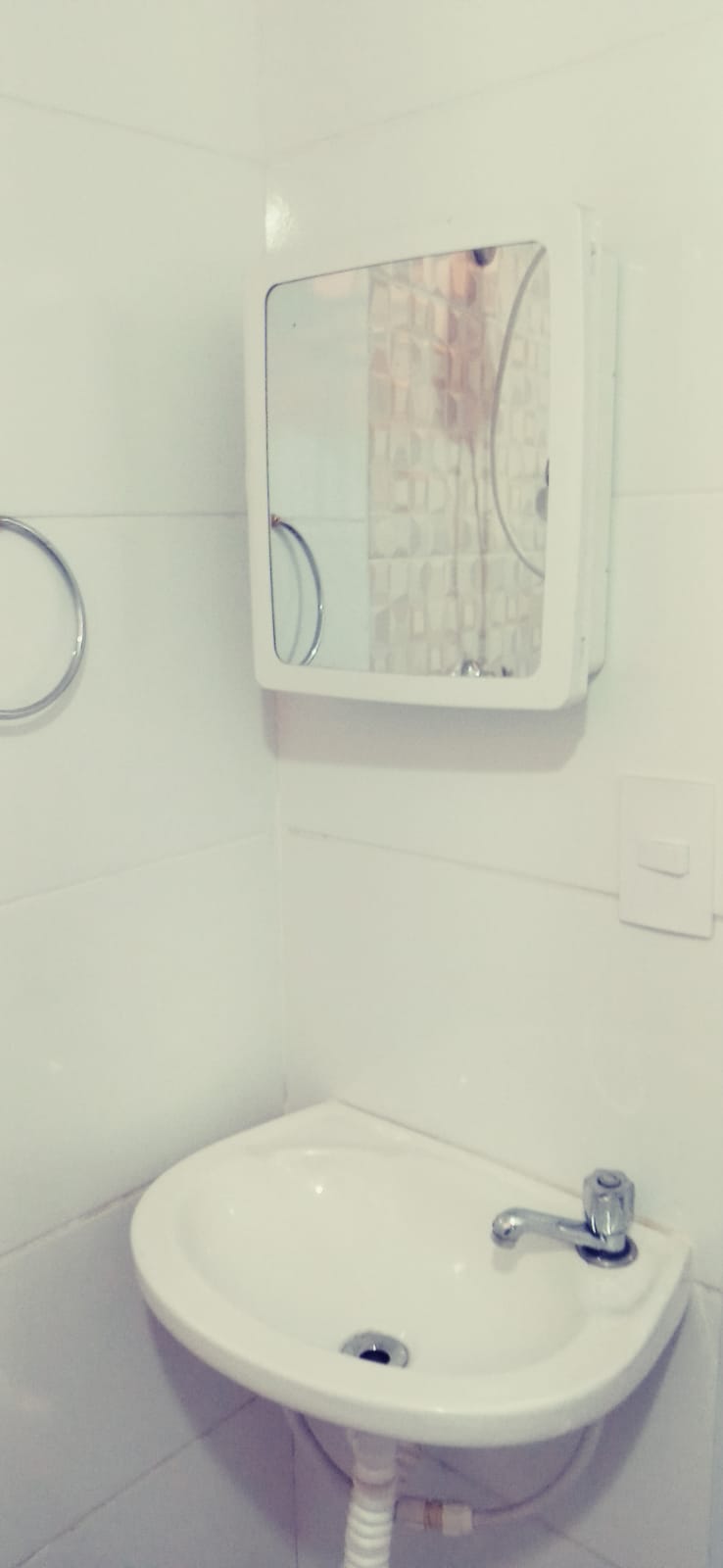Kitnet com 1 dormitório para alugar, 22 m² por R$ 650,00/mês - Nossa Senhora Aparecida - Juiz de Fora/MG