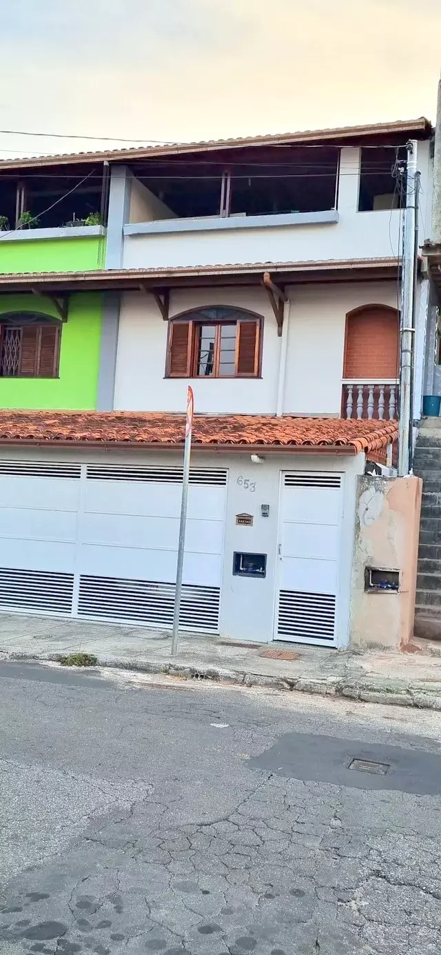 Casa - Locação, Santa Teresa, Juiz de Fora, MG