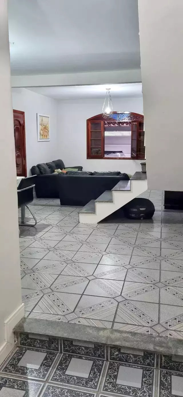 Casa Comercial para alugar 300 m² por R$ 4.780,00/mês - Santa Tereza - Juiz de Fora/MG