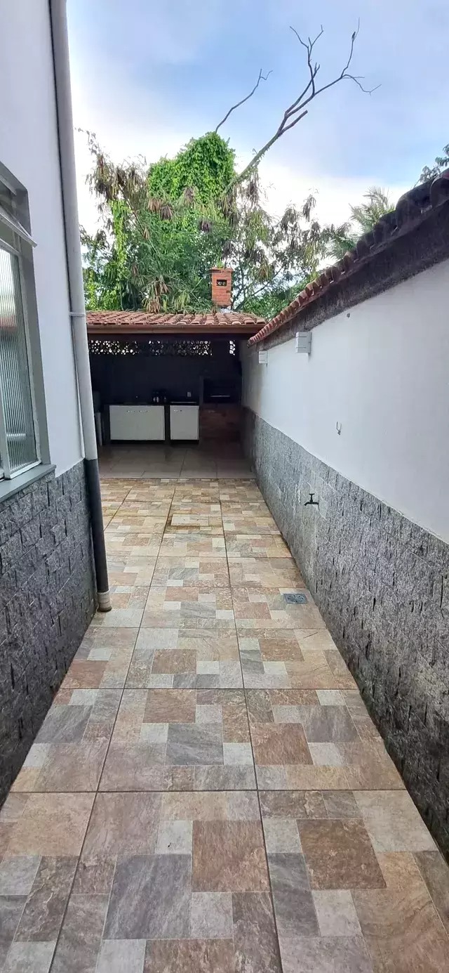 Casa Comercial para alugar 300 m² por R$ 4.780,00/mês - Santa Tereza - Juiz de Fora/MG