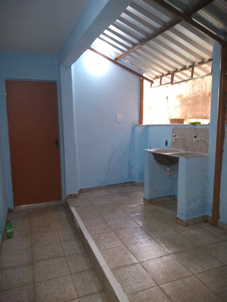 Casa com 03 dormitórios para venda por R$170.000,00 -Ipiranga - Juiz de Fora/MG
