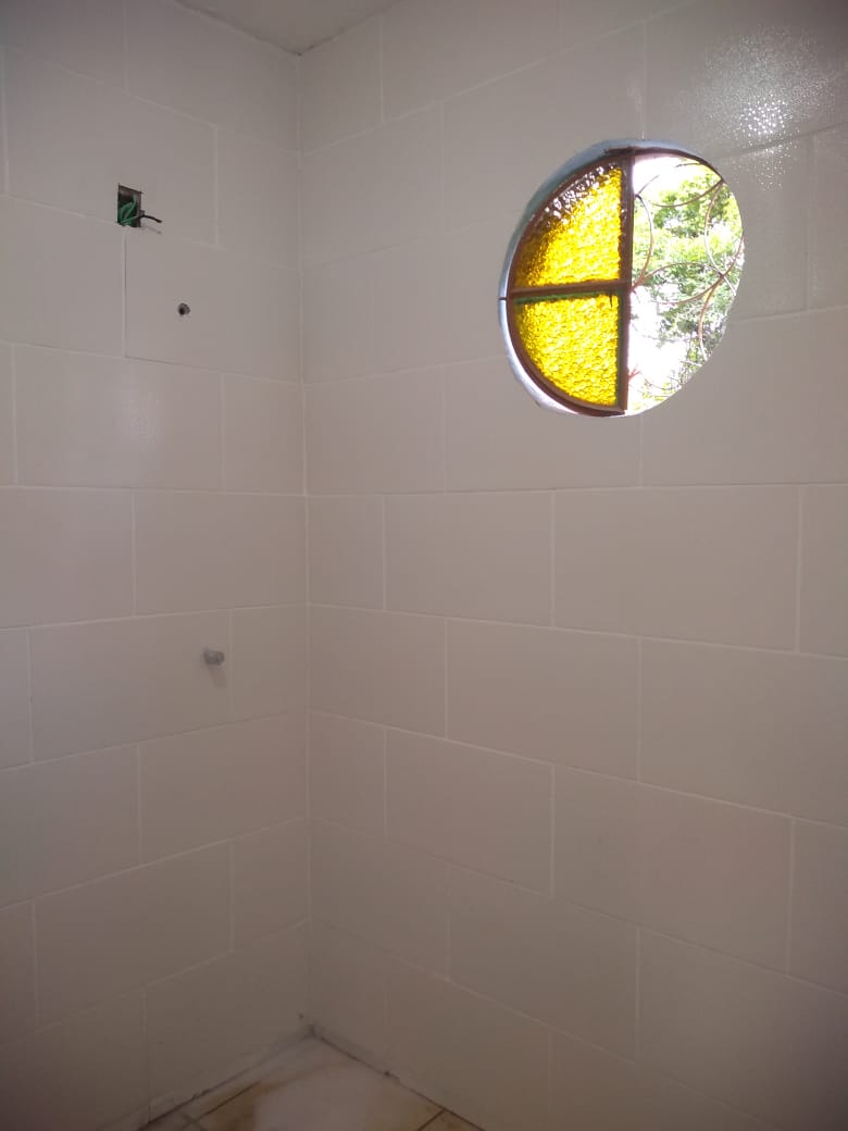 Casa com 03 dormitórios para venda por R$170.000,00 -Ipiranga - Juiz de Fora/MG