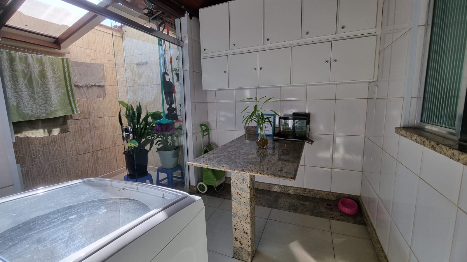 Excelente 3 quartos na Barão de Santa Helena