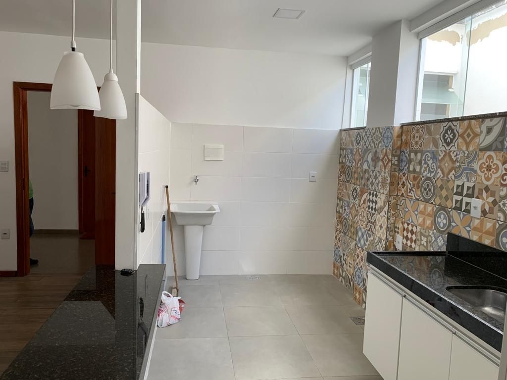 Apartamento com 02 dormitórios para alugar, 42 m²  por R$ 1.923,00/mês - São Pedro, Juiz de Fora 