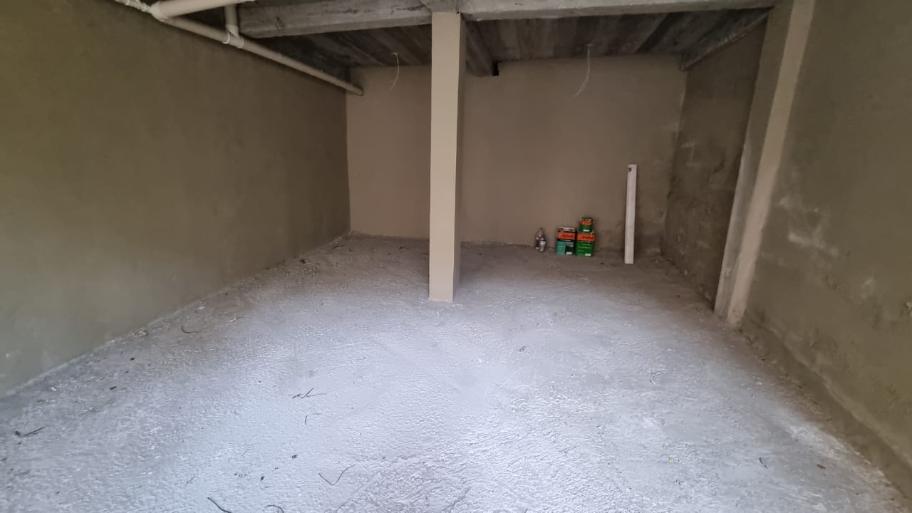 Casa com 2 dormitórios,  à venda, 71 m² por R$ 279.000 - Parque Independência - Juiz de Fora/MG