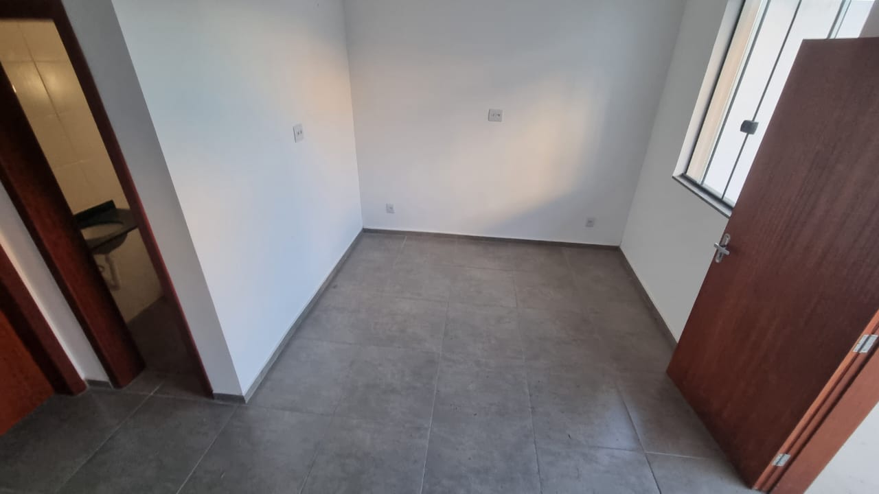 Casa com 2 dormitórios,  à venda, 71 m² por R$ 279.000 - Parque Independência - Juiz de Fora/MG