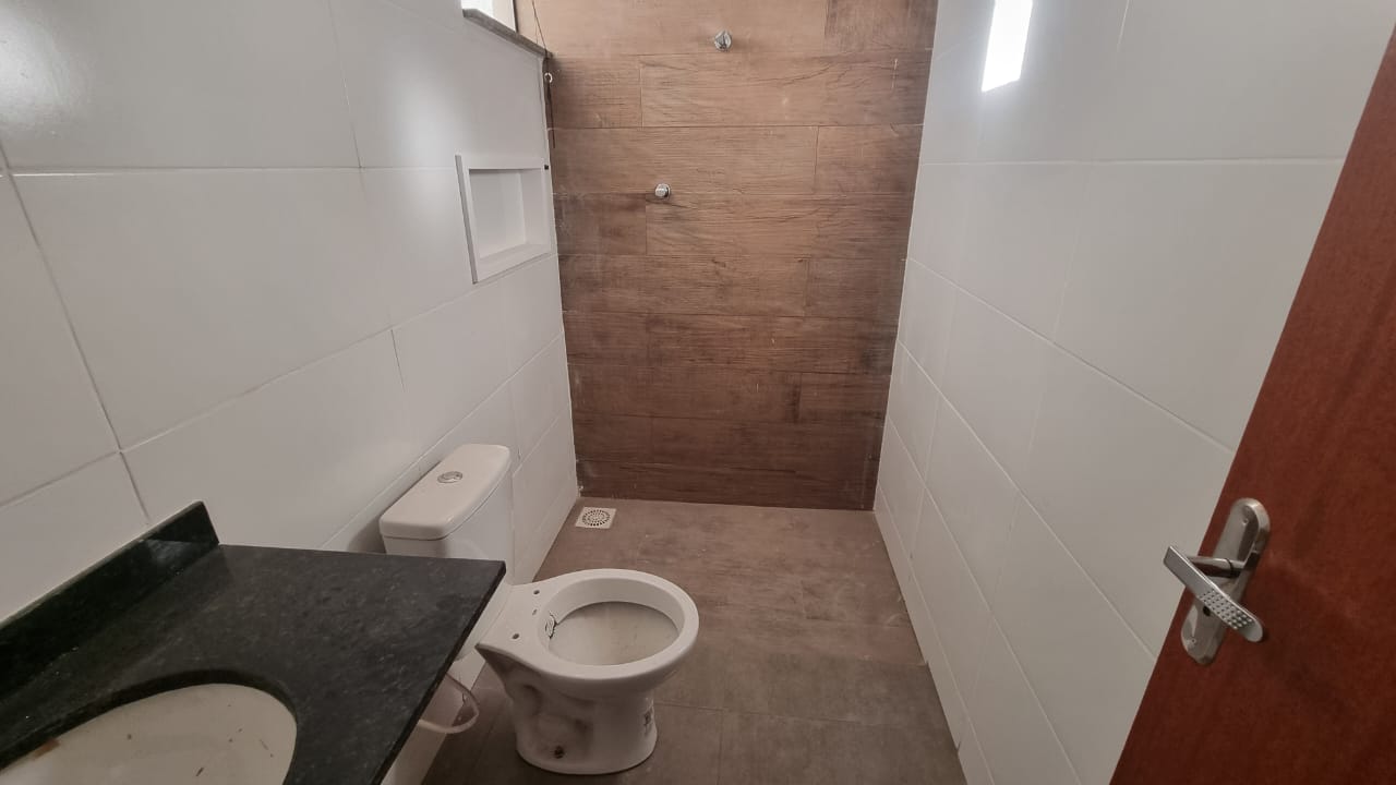 Casa com 2 dormitórios,  à venda, 71 m² por R$ 279.000 - Parque Independência - Juiz de Fora/MG