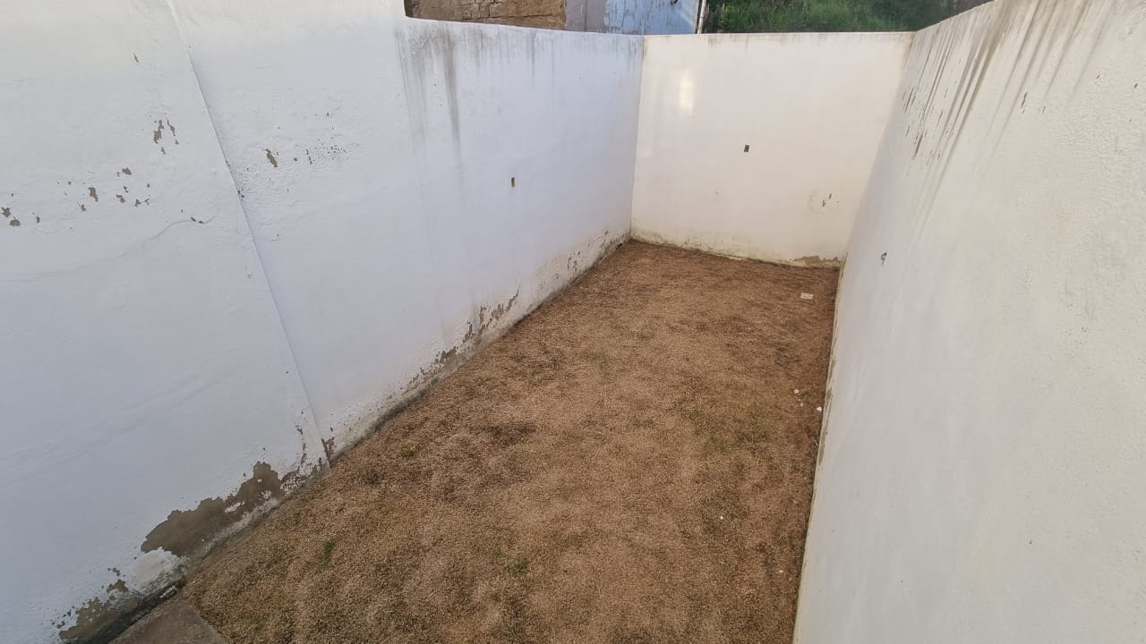 Casa com 2 dormitórios,  à venda, 71 m² por R$ 279.000 - Parque Independência - Juiz de Fora/MG